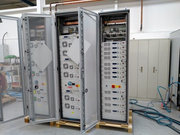 Power supplies cabinets for LIPAc